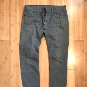 Levi’s 511, skinny jeans.